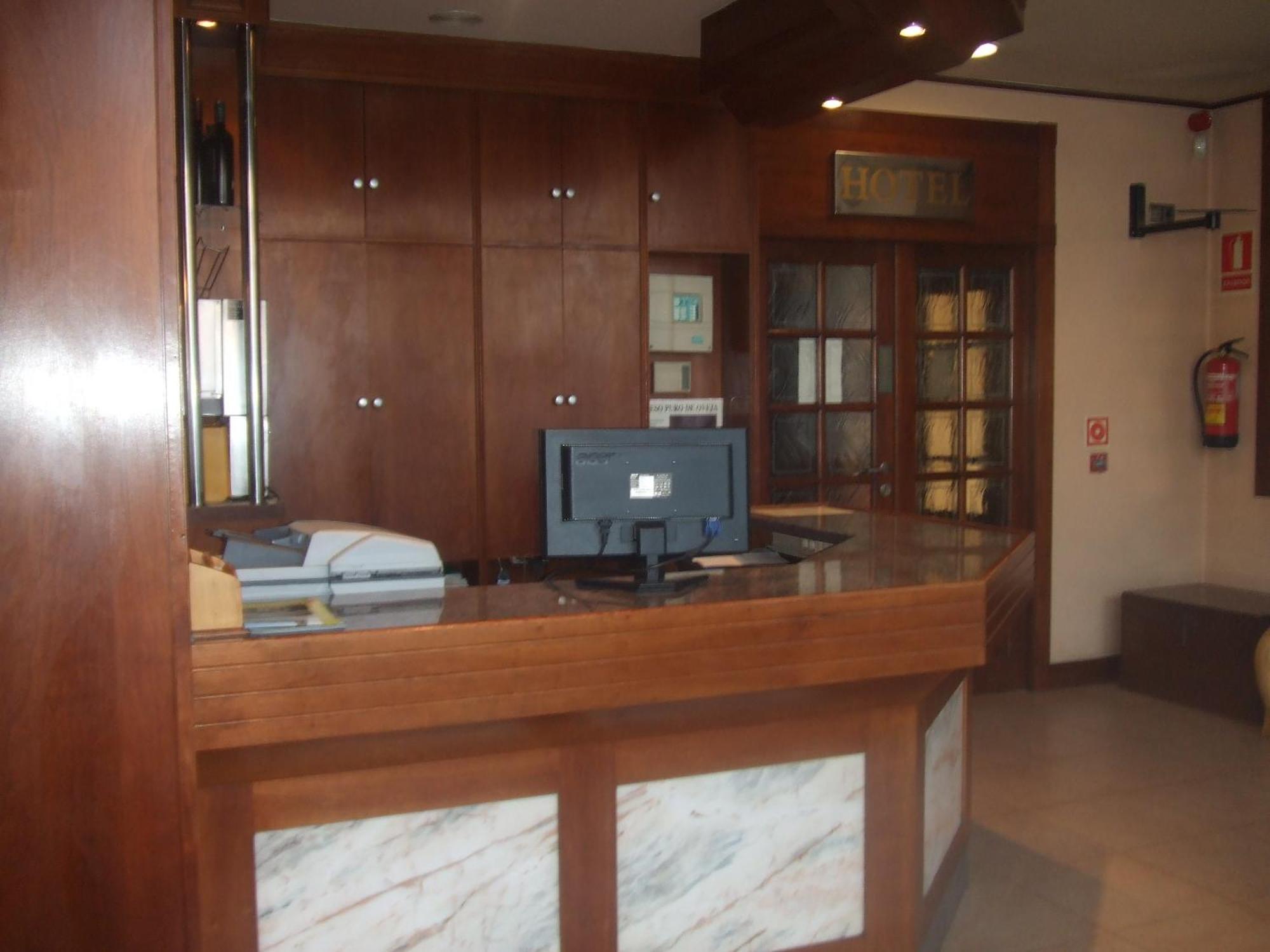 Hotel Vadorrey Roa Zewnętrze zdjęcie