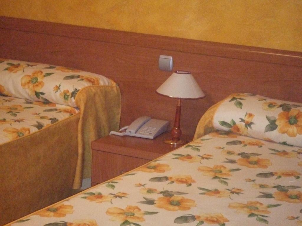 Hotel Vadorrey Roa Pokój zdjęcie