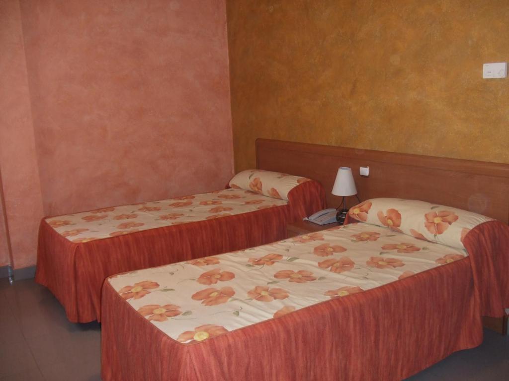 Hotel Vadorrey Roa Zewnętrze zdjęcie